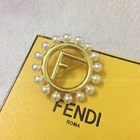 펜디 F IS FENDI 브로치